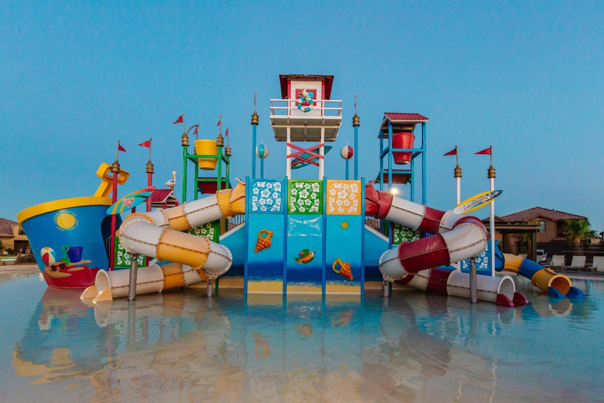 Paradise Village 36 Bunk Beds, Bbq Grill, Community Resort Style Pool And Water Park Santa Clara Kültér fotó